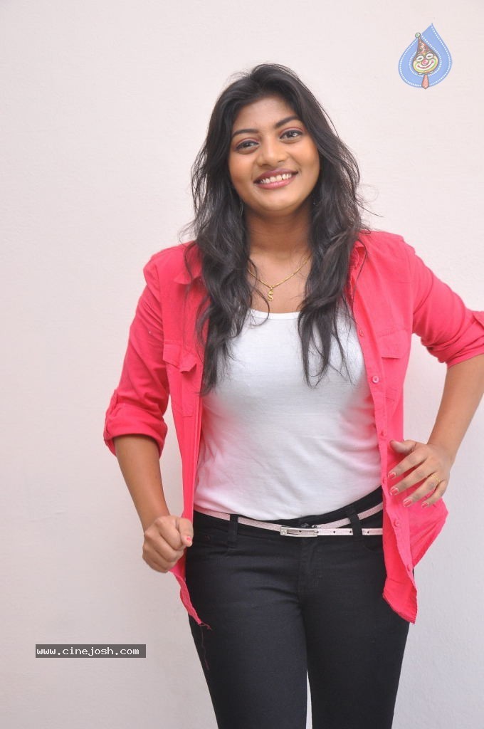 Sowmya Latest Pics - 37 / 56 photos