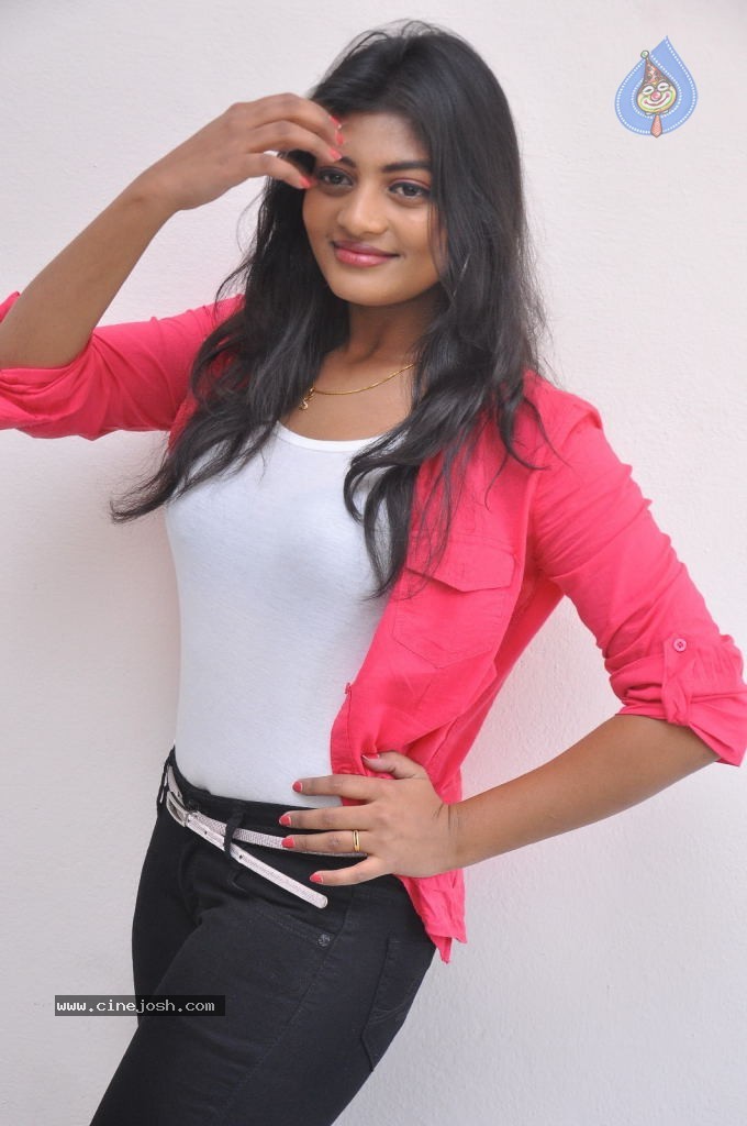 Sowmya Latest Pics - 52 / 56 photos