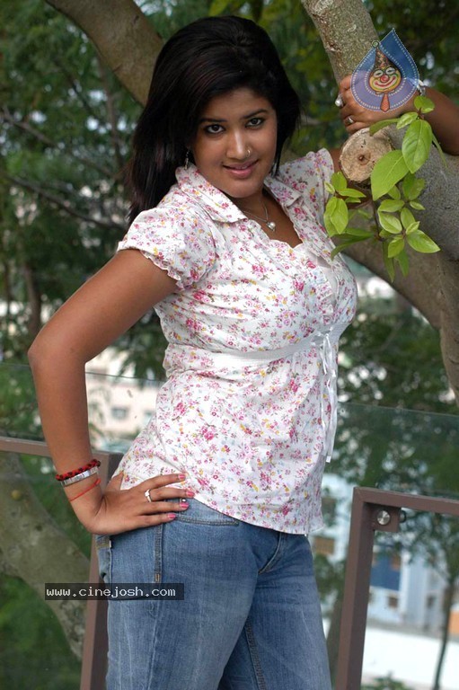 Sowmya New Stills - 5 / 68 photos