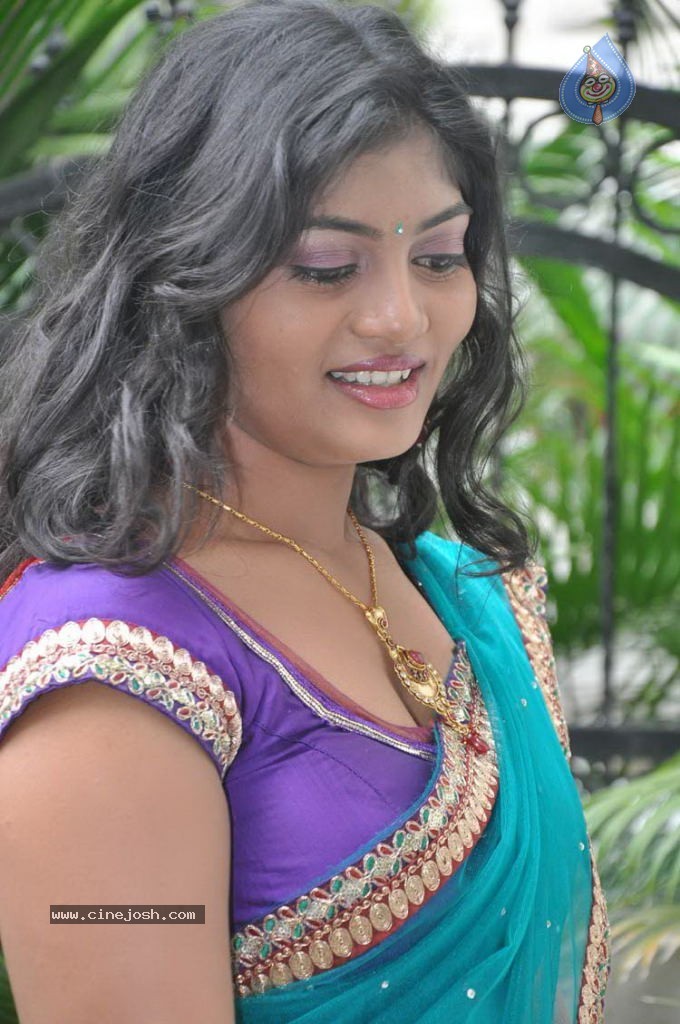 Sowmya Stills - 30 / 38 photos