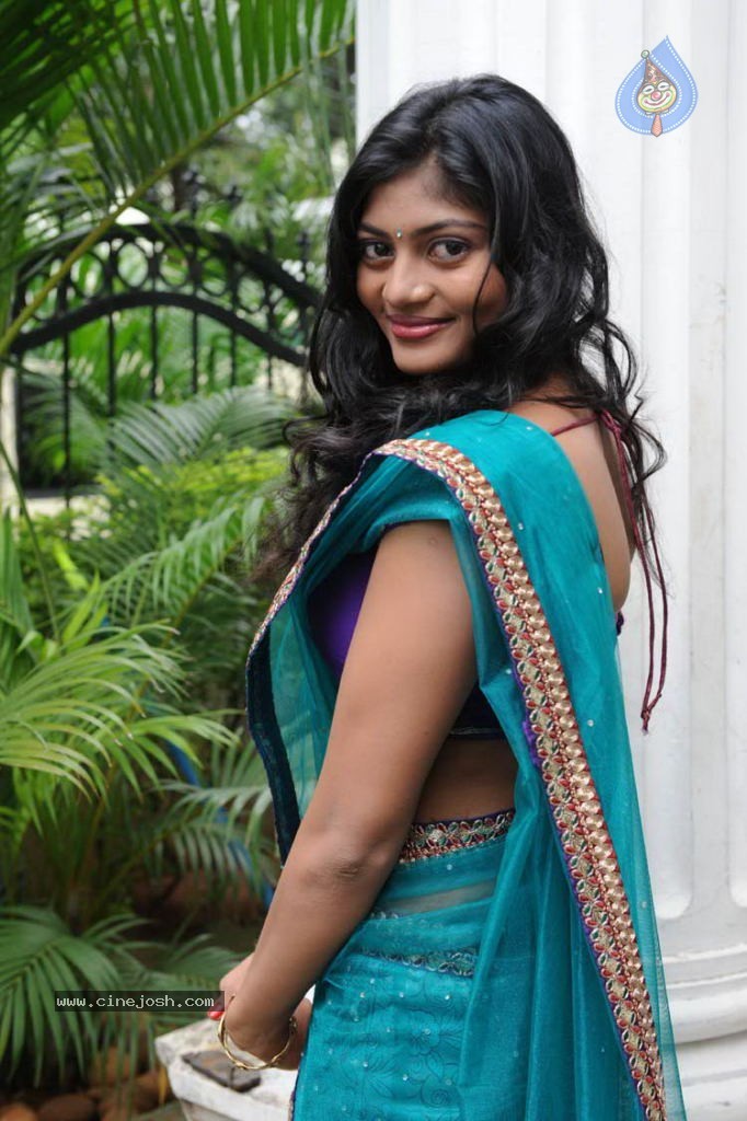 Sowmya Stills - 34 / 38 photos