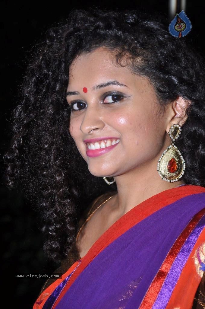 Sowmya Sukumar Stills - 1 / 80 photos