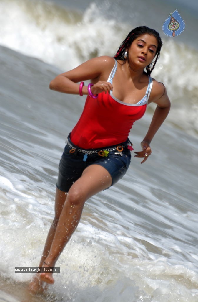 Priyamani Spicy Stills - 67 / 68 photos