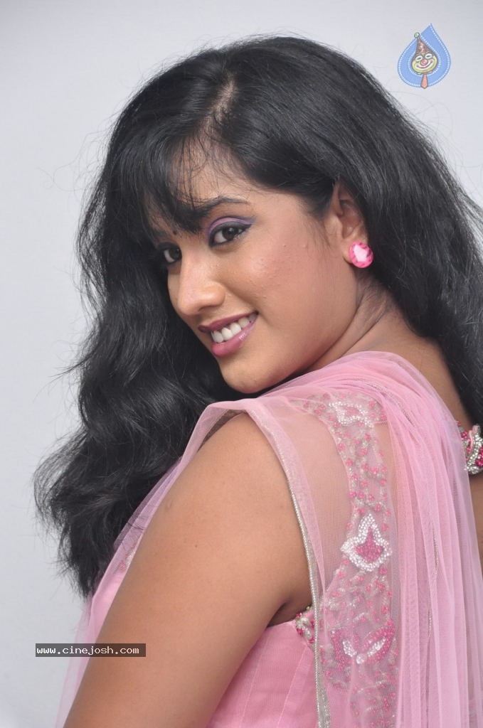 Sravani New Stills  - 17 / 54 photos