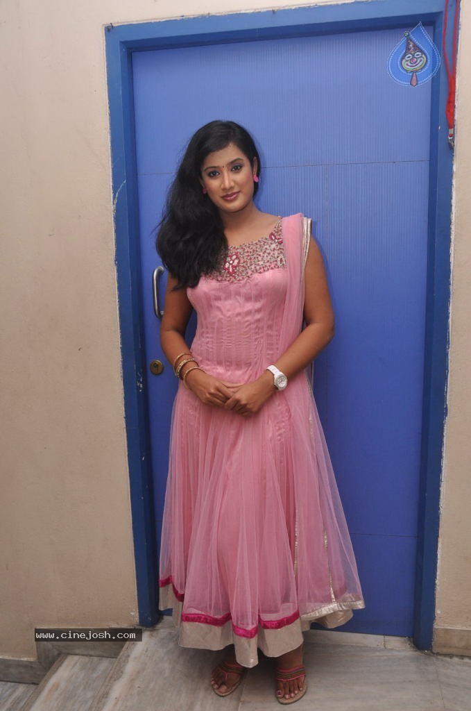 Sravani New Stills  - 37 / 54 photos