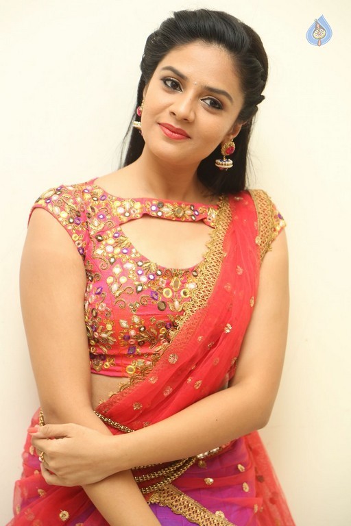 Sreemukhi Gallery - 7 / 42 photos