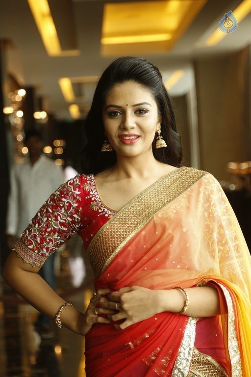 Sreemukhi Latest Images - 2 / 42 photos