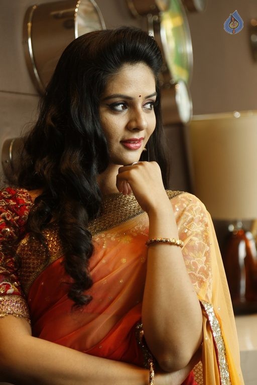 Sreemukhi Latest Images - 21 / 42 photos