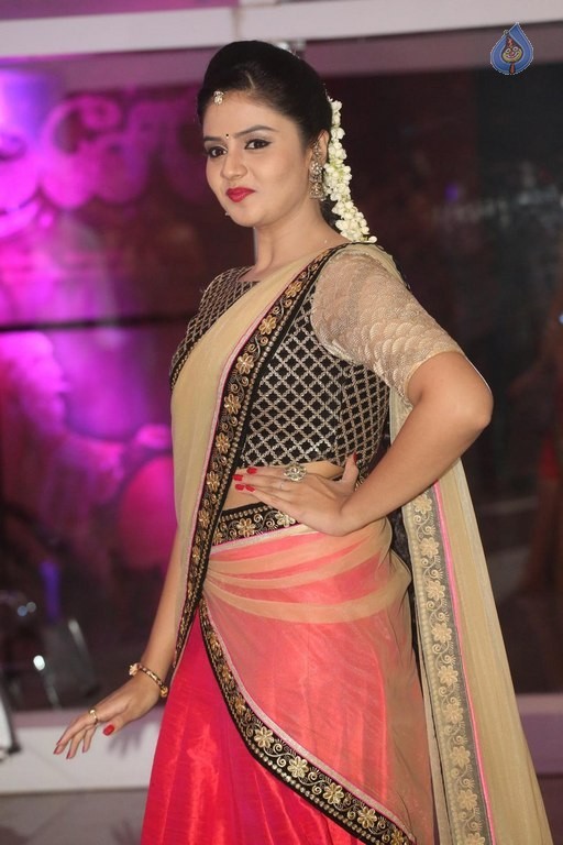 Sreemukhi Latest Photos - 15 / 40 photos