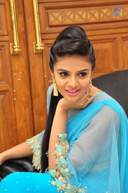 Sreemukhi Latest Pics - 27 / 29 photos