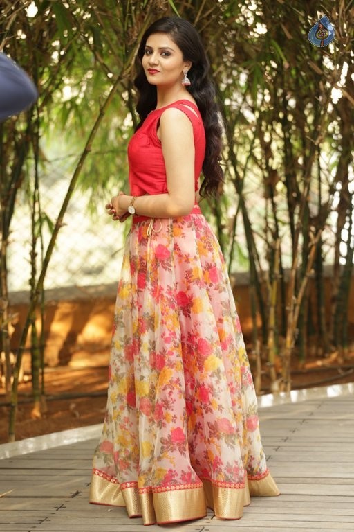 Sreemukhi Latest Pics - 24 / 50 photos