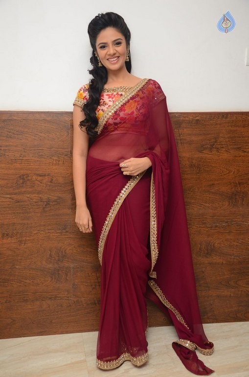 Sreemukhi New Gallery - 1 / 34 photos