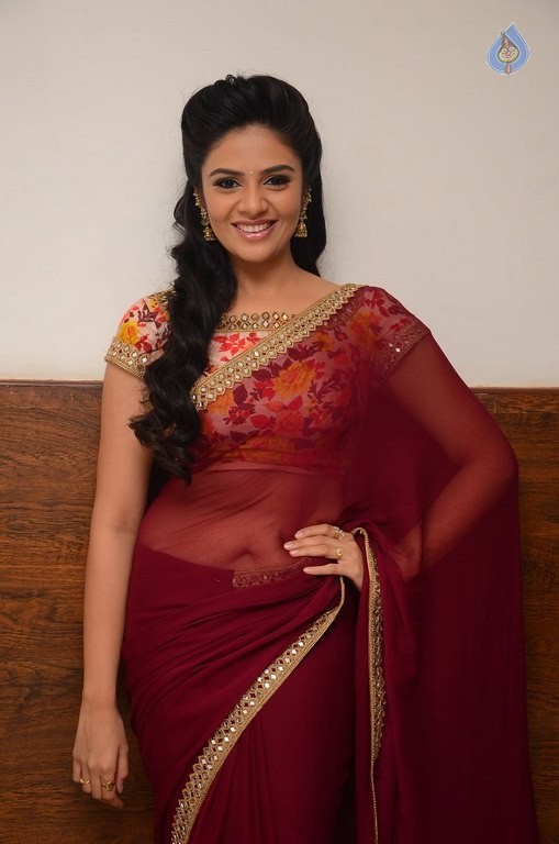 Sreemukhi New Gallery - 5 / 34 photos