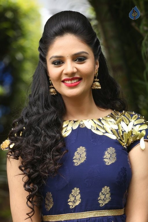 Sreemukhi New Photos - 6 / 61 photos