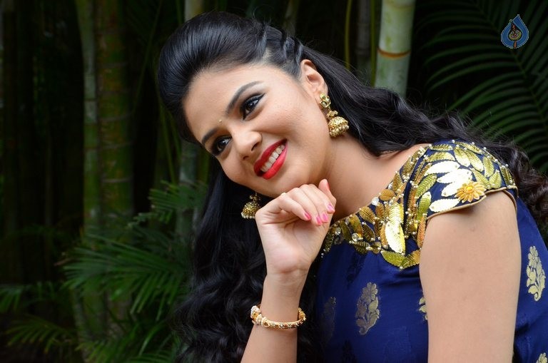 Sreemukhi New Photos - 51 / 61 photos