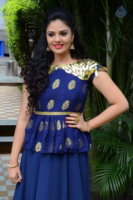 Sreemukhi New Photos - 53 / 61 photos