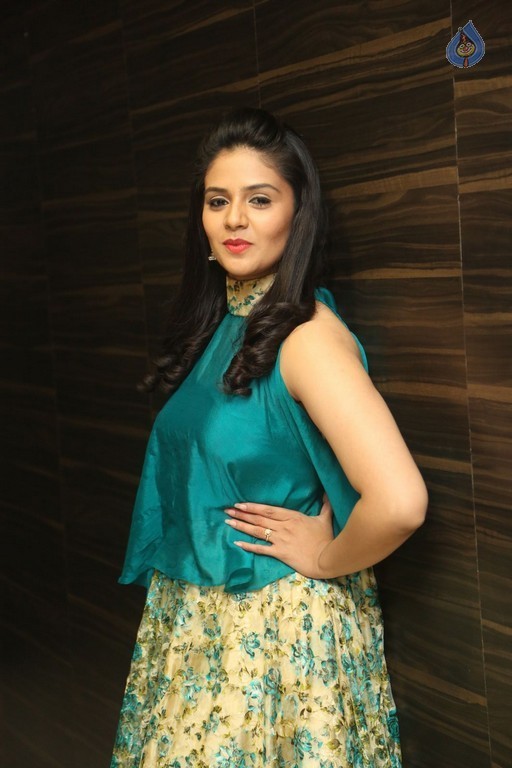 Sreemukhi Photos - 22 / 60 photos