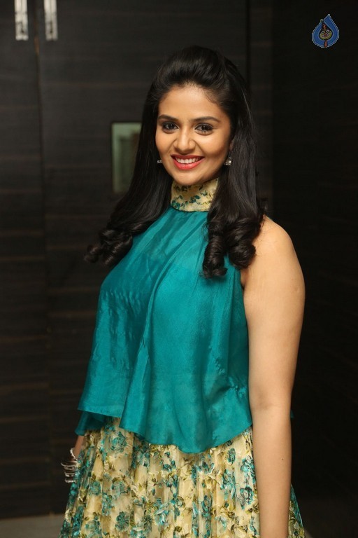 Sreemukhi Photos - 40 / 60 photos