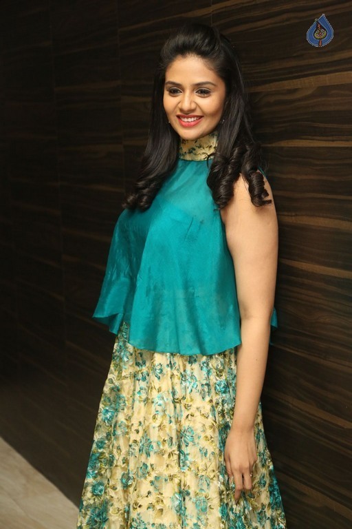 Sreemukhi Photos - 56 / 60 photos