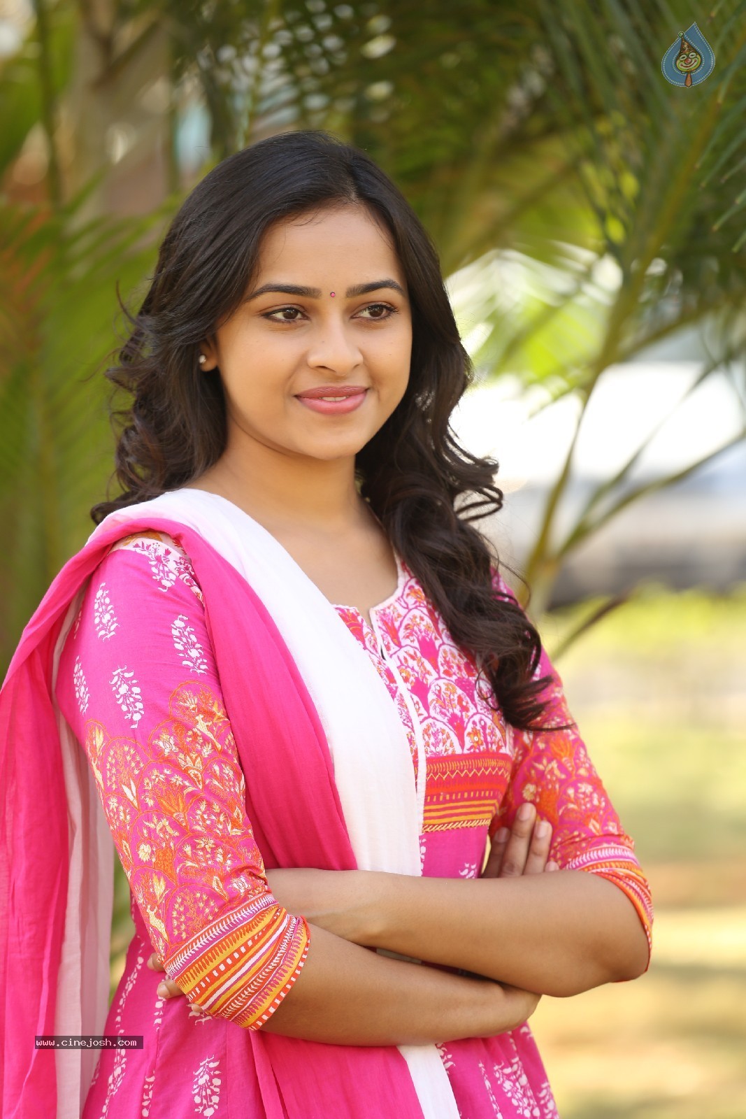 Sri Divya Photos - 22 / 54 photos