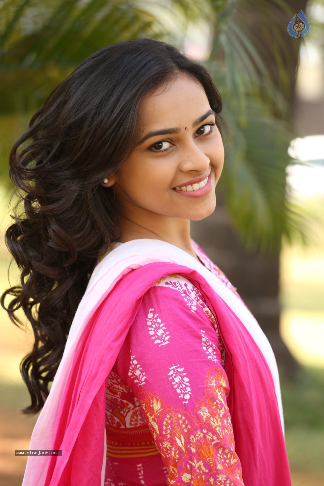 Sri Divya Photos - 23 / 54 photos