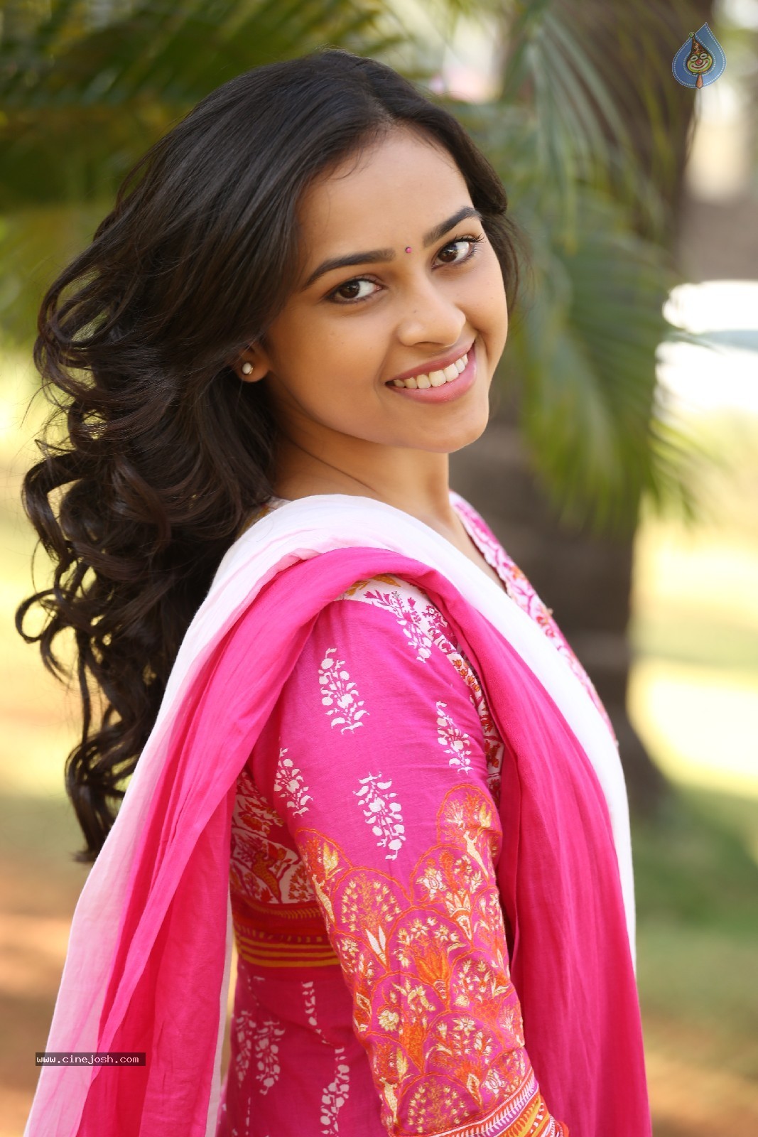 Sri Divya Photos - 37 / 54 photos