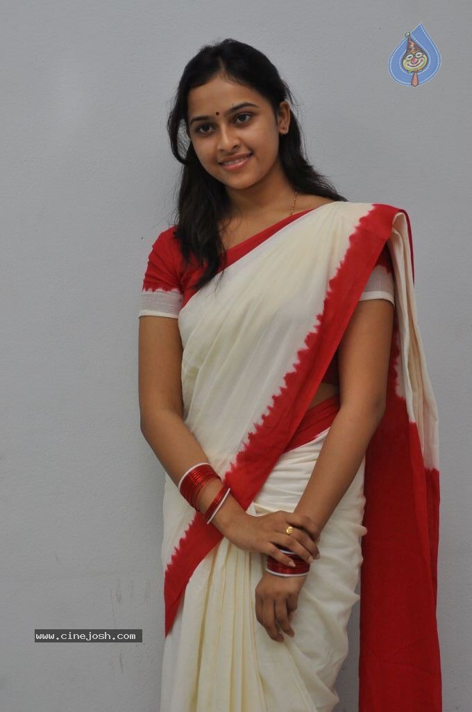 Sri Divya Stills - 33 / 53 photos