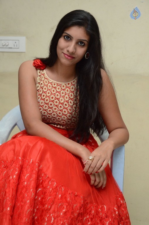 Srilekha New Gallery - 6 / 21 photos