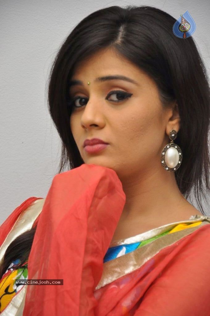 Srimukhi New Stills - 27 / 75 photos