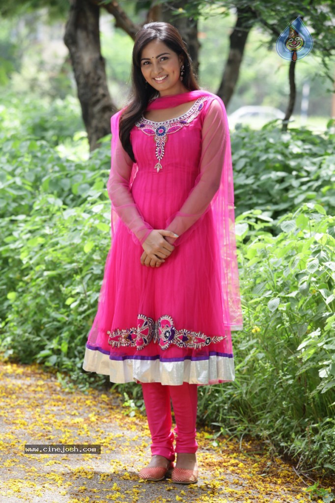 Srushti New Stills - 34 / 54 photos