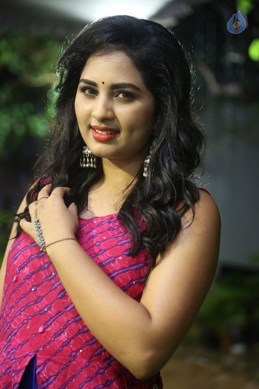 Srusti Latest Gallery - 7 / 15 photos