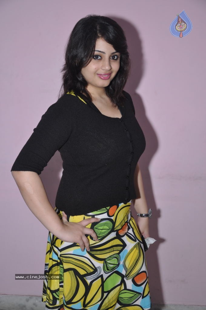 Suhani New Stills - 1 / 36 photos