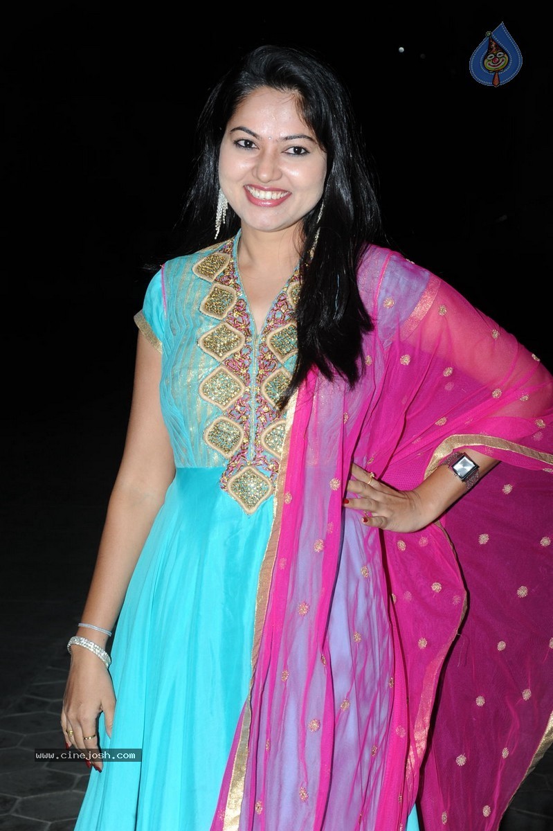 Suhasini New Stills - 50 / 64 photos