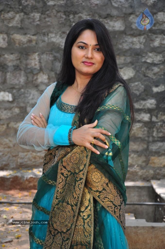 Suhasini New Stills - 54 / 75 photos