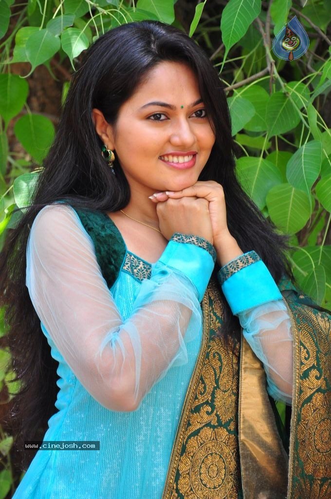 Suhasini New Stills - 61 / 75 photos