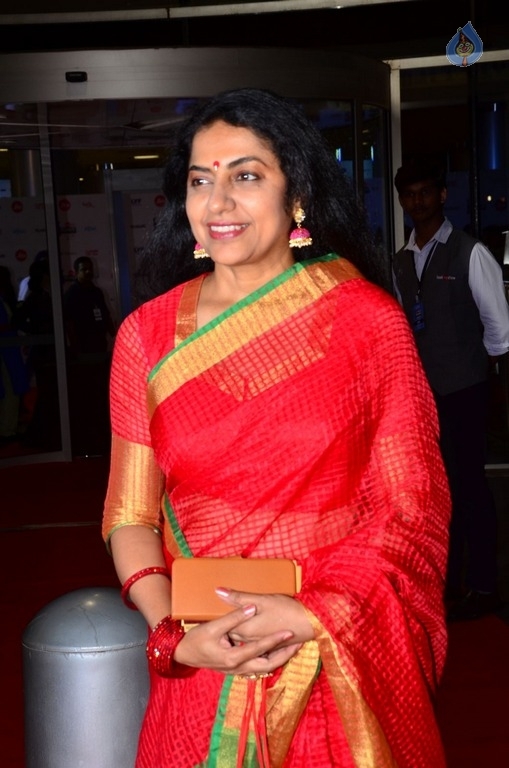 Suhasini Photos - 8 / 20 photos