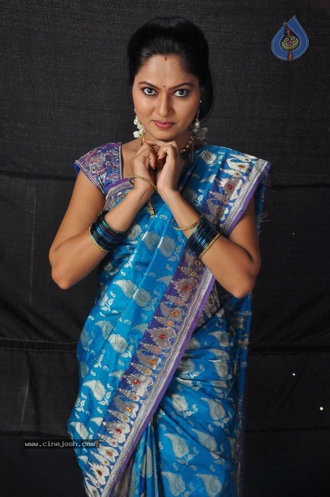 Suhasini Stills - 42 / 108 photos