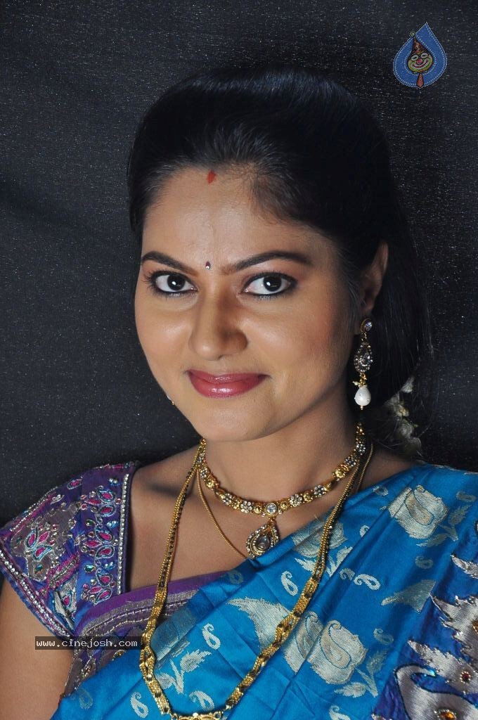 Suhasini Stills - 75 / 108 photos