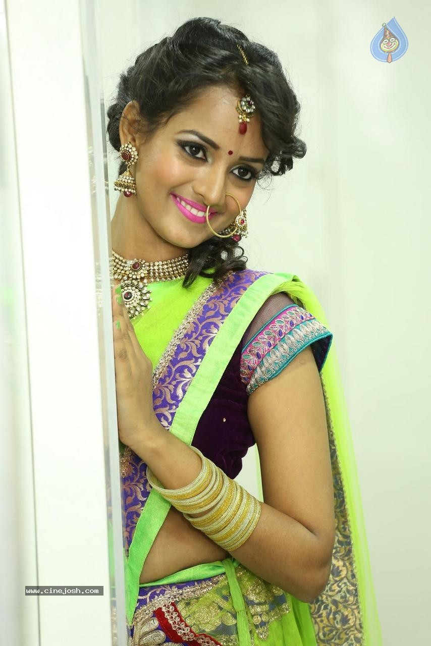 Sujaritha Stills - 60 / 63 photos