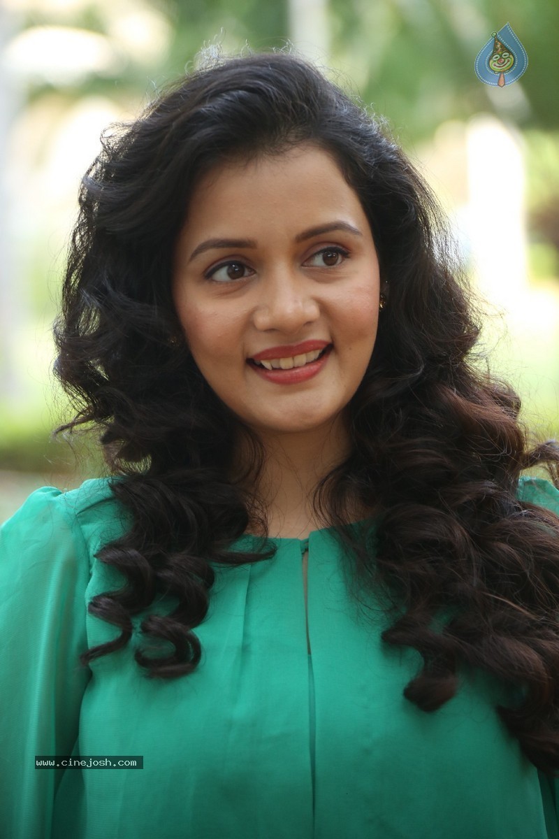 Sulagna Panigrahi Stills - 46 / 123 photos