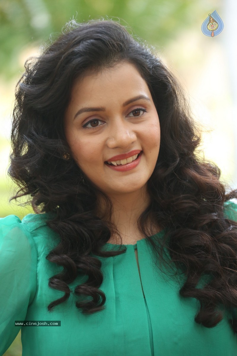 Sulagna Panigrahi Stills - 60 / 123 photos