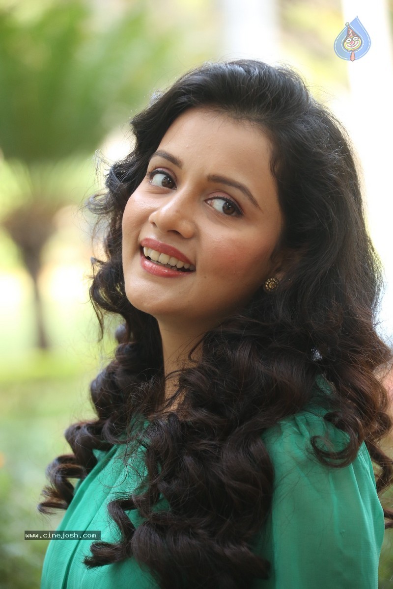 Sulagna Panigrahi Stills - 61 / 123 photos