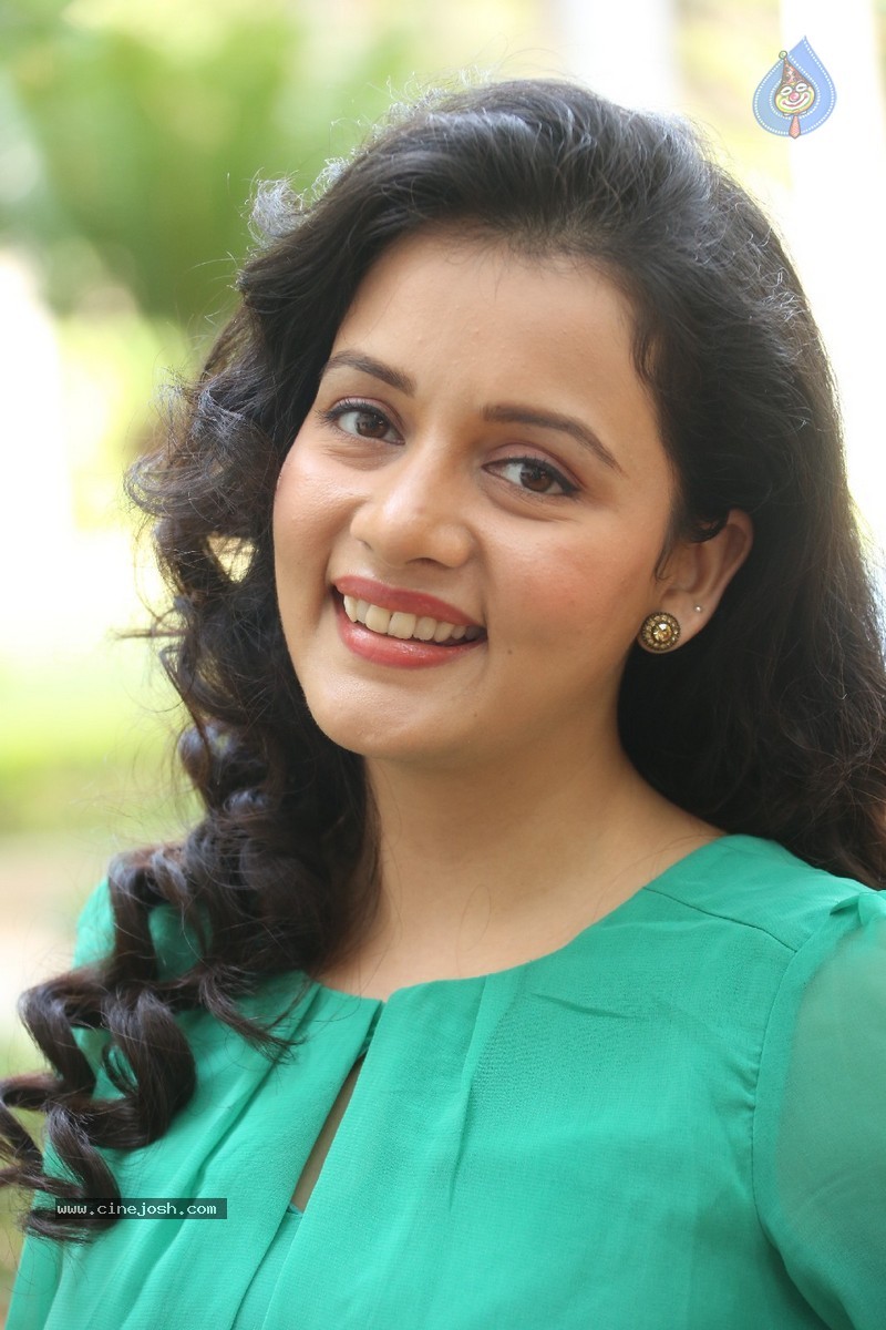 Sulagna Panigrahi Stills - 69 / 123 photos