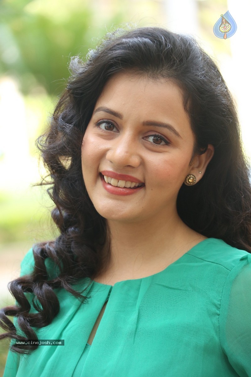 Sulagna Panigrahi Stills - 113 / 123 photos