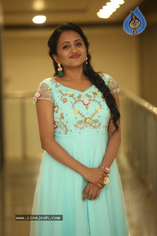 Suma Kanakala Pics - 1 / 12 photos