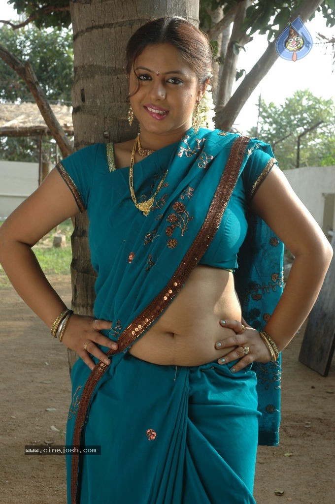 Sunakshi Hot Gallery - 9 / 111 photos