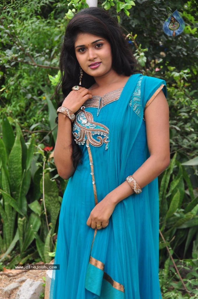 Sunitha New Photos - 14 / 64 photos