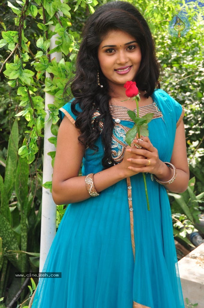 Sunitha New Photos - 22 / 64 photos