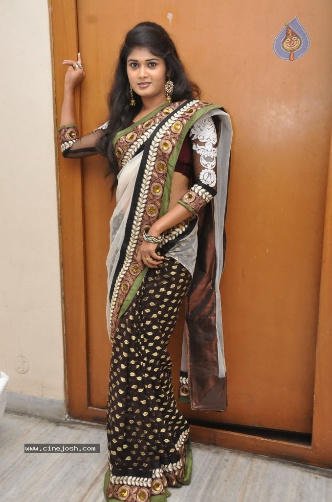 Sunitha New Stills - 9 / 52 photos