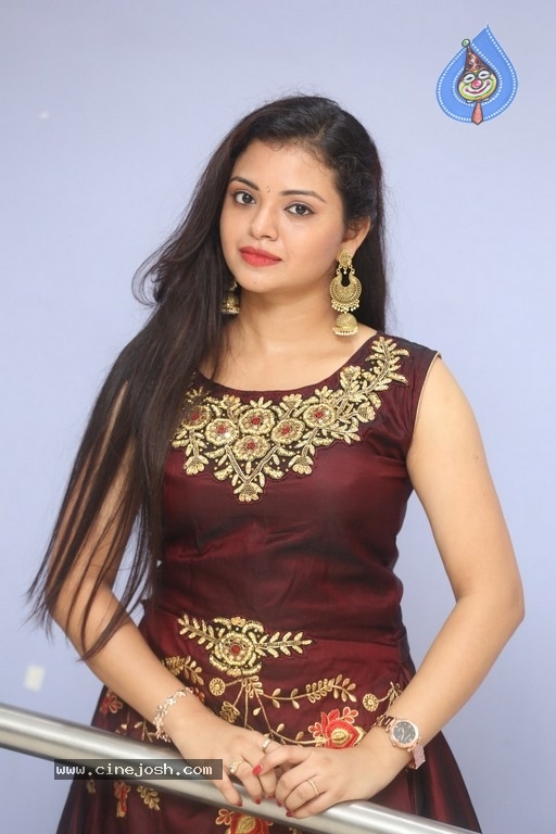 Supraja New Photos - 8 / 17 photos